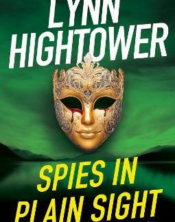 SPIES IN PLAIN SIGHT PB