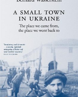 PENGUIN ORANGE SPINES : A SMALL TOWN IN UKRAINE PB