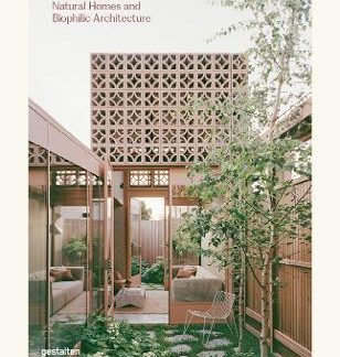 THE HOUSE OF GREEN : A COLLABORATIVE APPROACH TO CREATING MEANINGFUL IDENTITIES HC CLOTH